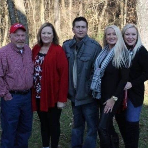 Meet your Posher, Connie - Picture 1 of 1